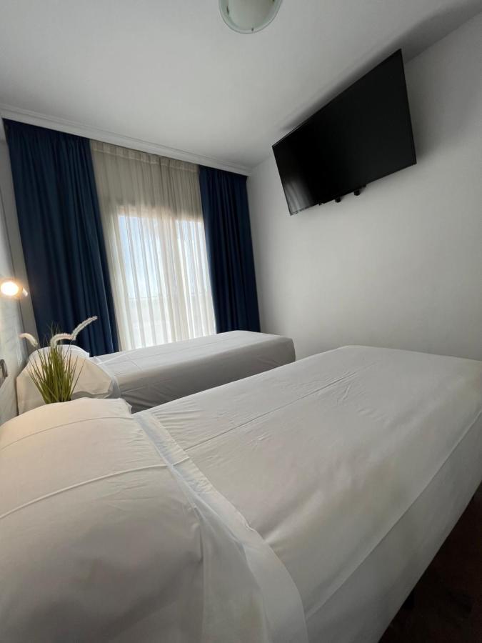 Hotel Port Sitges Exterior photo